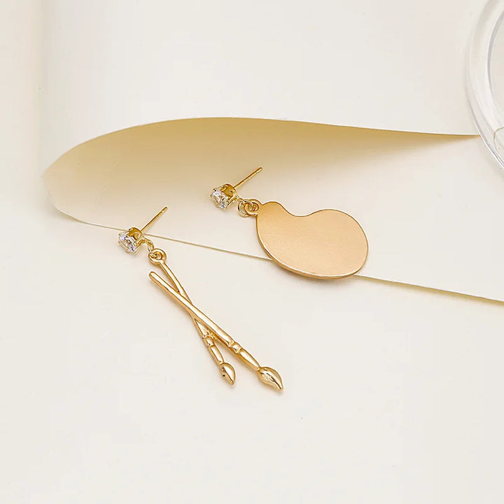 Abstract Fur Trim Drop Dangle Earrings