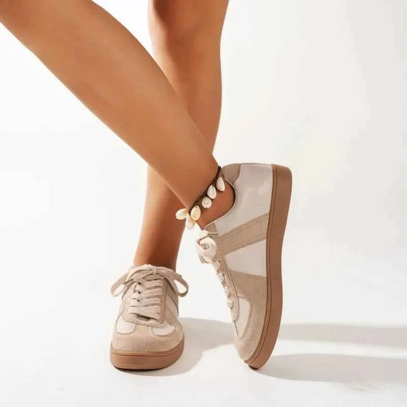 Patchwork Retro Lace-Up Flat Sneakers Women