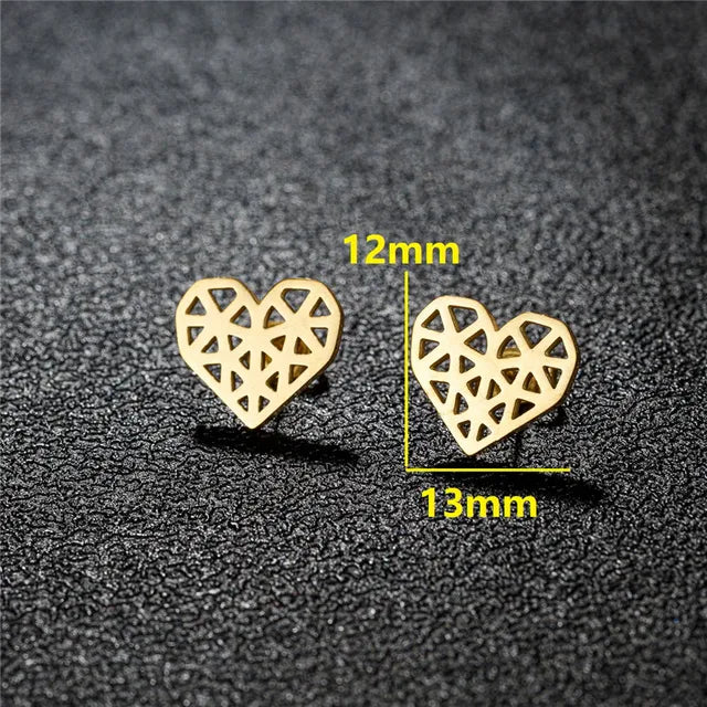 Star | Women's Minimalistic Earrings – Timeless Elegance Love Heart: Geometric Heart Earrings