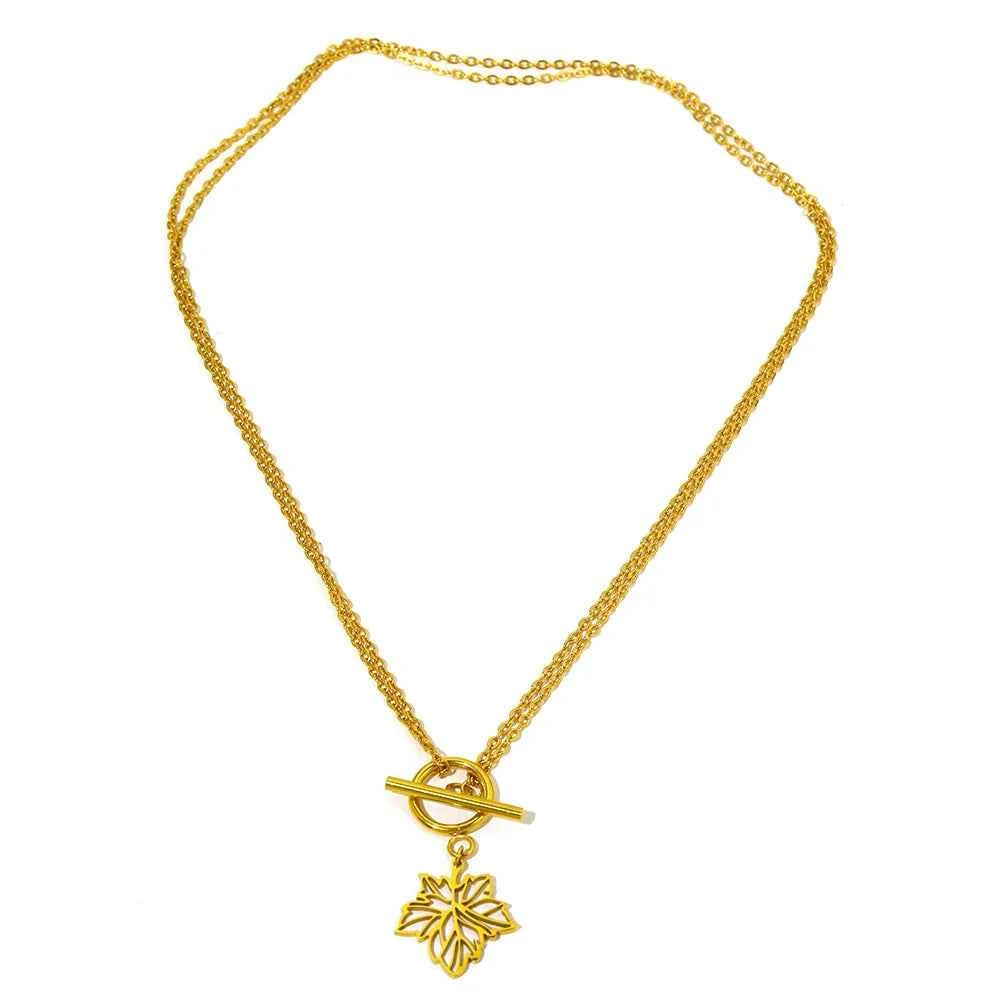 Elegant Maple Shine Pendant Necklace