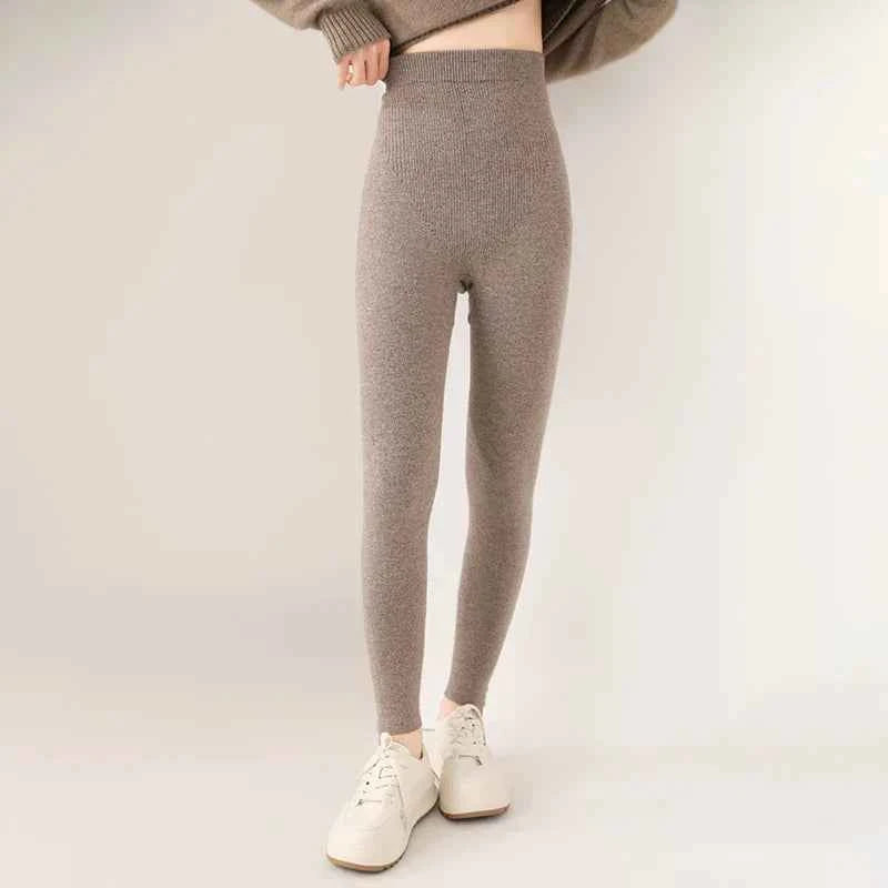 Women's Knit Leggings - Stylish and Comfortable