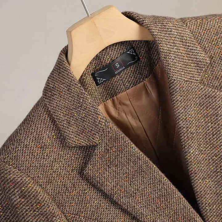Women's Wool Blazer - Stylish and Warm Outerwear