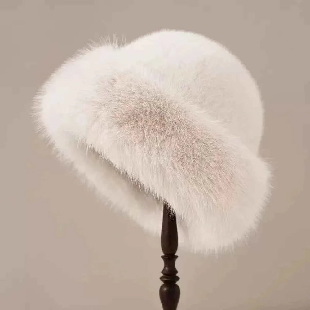 Luxurious Siberian Fur Hat for Ultimate Warmth White