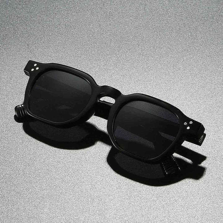 Men's Infernal Sunglasses - Stylish and Trendy Eyewear Ashford Onyx