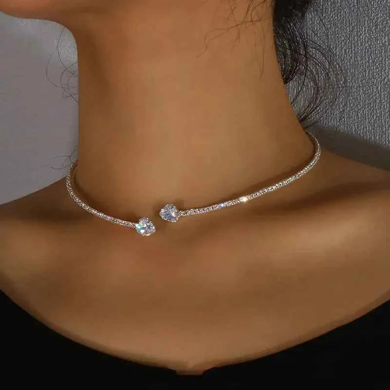 Structured Rhinestone Heart Choker Necklace Silver