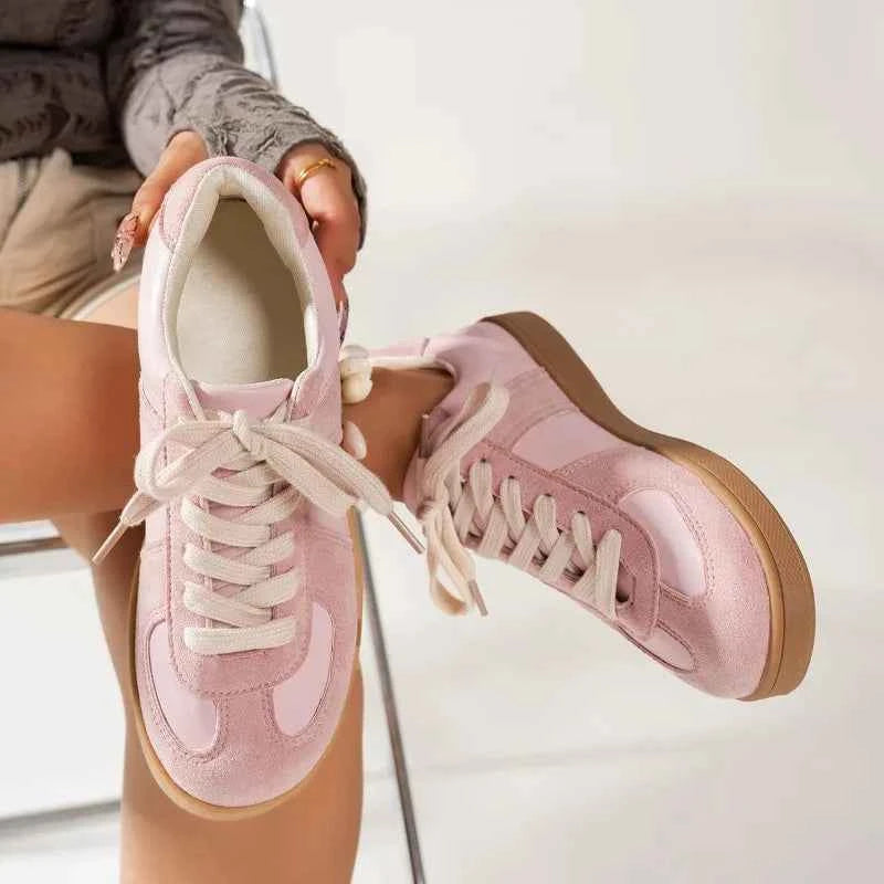 Patchwork Retro Lace-Up Flat Sneakers Women