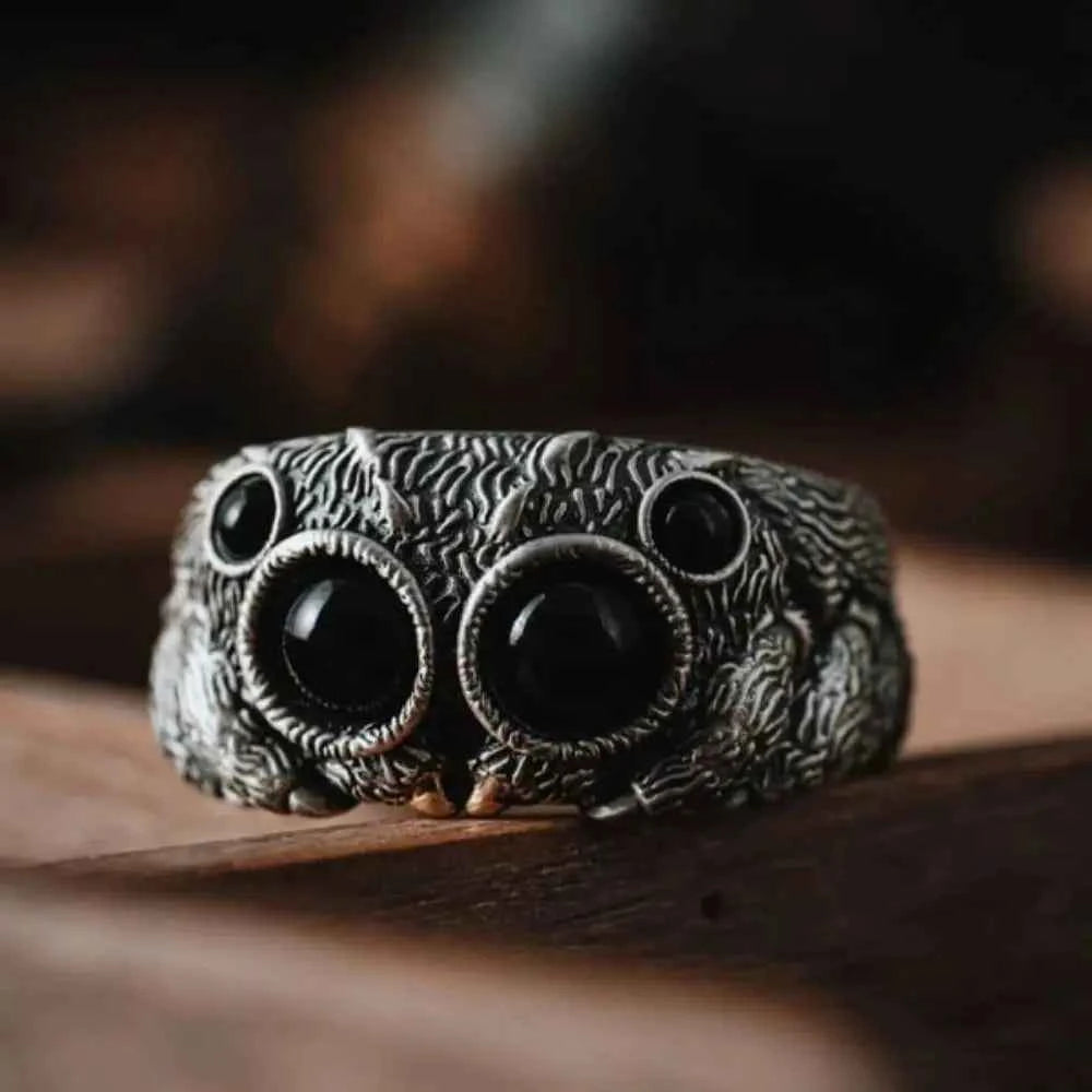 Elegant Nightfang Spider-Inspired Ring Steel