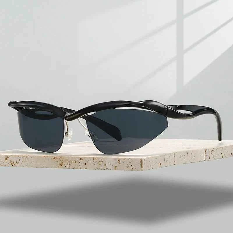 Stylish Curved Sunglasses for Ultimate Sun Protection Phantom Black