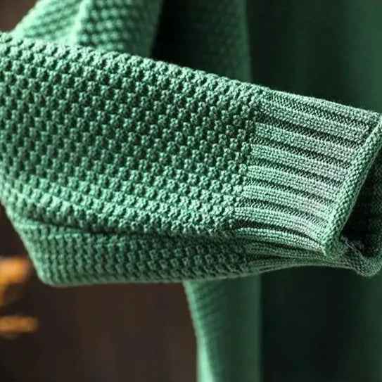 Women's Cashmere Sweater - Luxurious Softness and Style