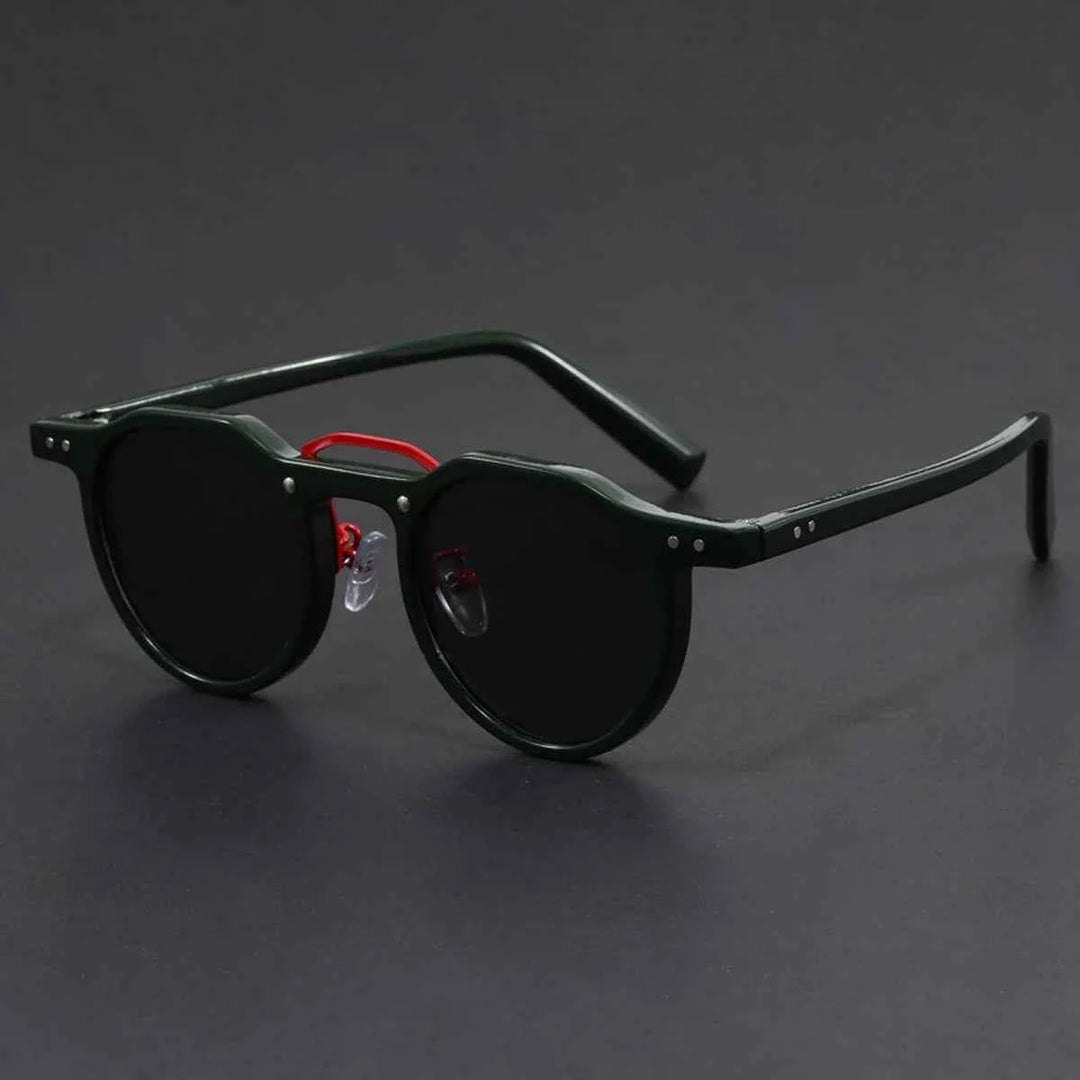 Stylish Riviera-Inspired Sunglasses Dark Emerald