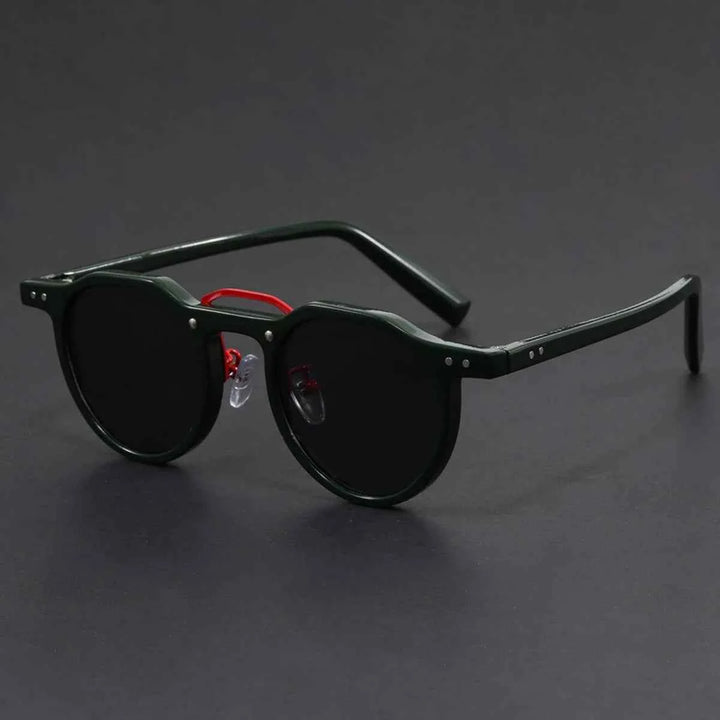 Stylish Riviera-Inspired Sunglasses Dark Emerald