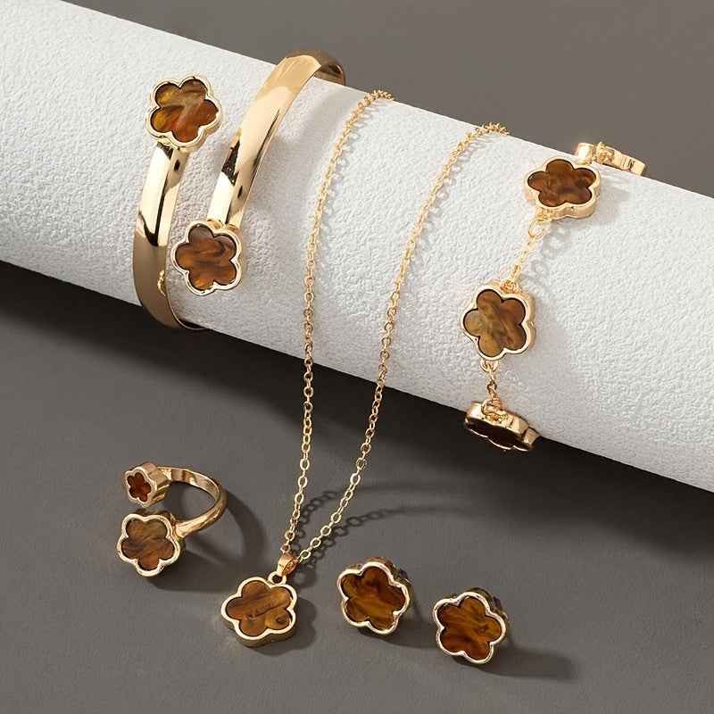 Three-Piece Clover Charm Pearlescent Pendant Necklace Set Brown