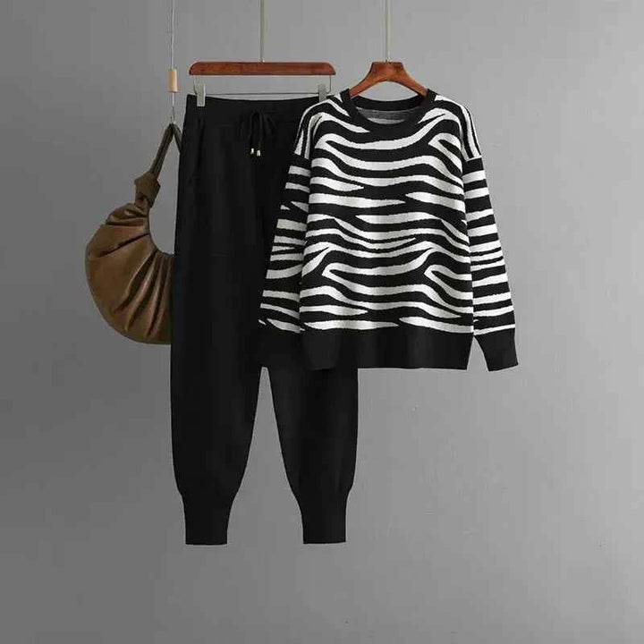 Women's Cozy Knit Lounge Set Black One Size