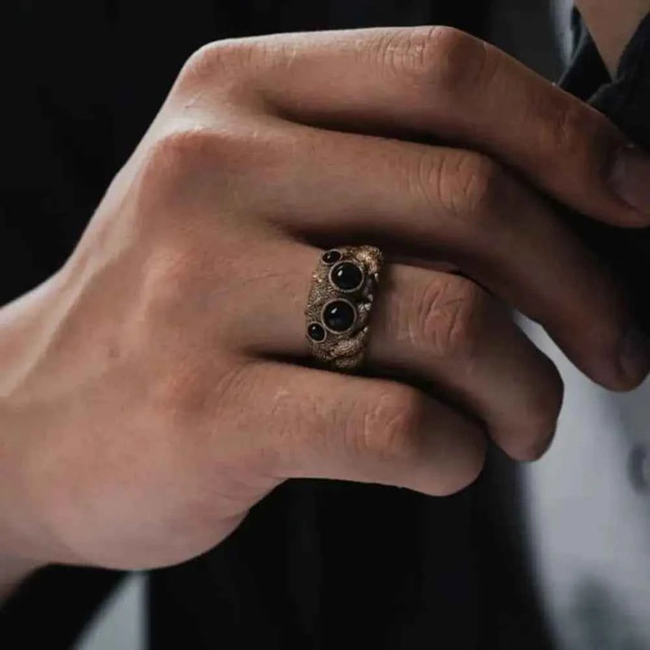 Elegant Nightfang Spider-Inspired Ring