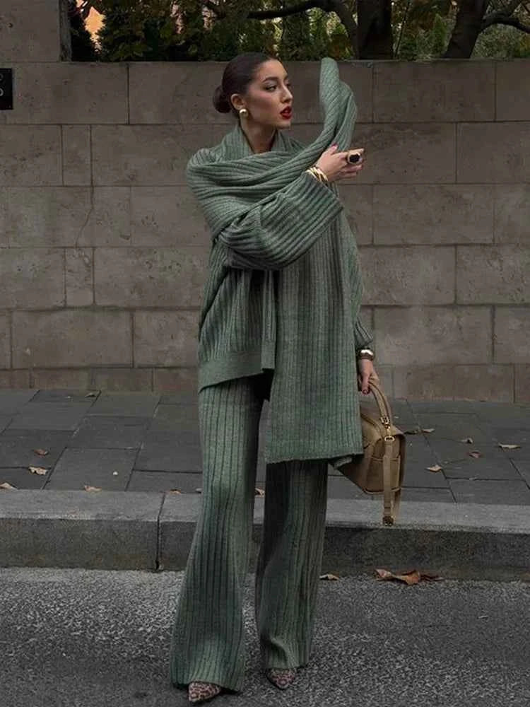 Women's Oversized Knit Set – Ribbed Sweater & Wide-Leg Pants with Scarf