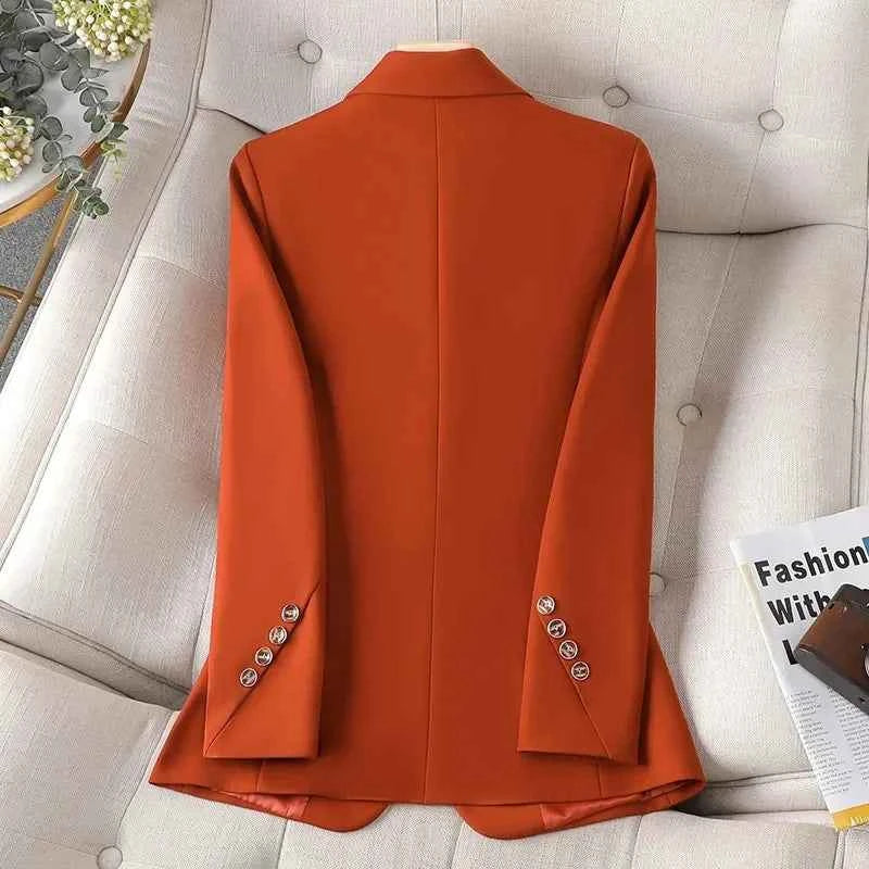 Women's Visionary Blazer for a Chic Look