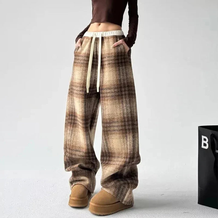 Women's Plaid Pants - Stylish and Comfortable