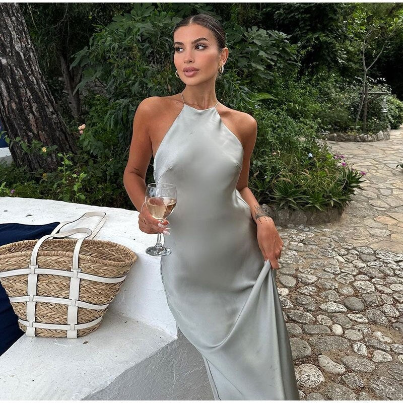 Elegant Sleeveless Maxi Dress with Open Back Design for Women