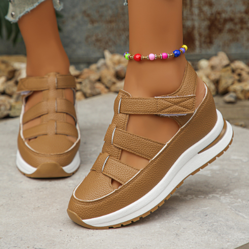 Women's Closed-Toe Sneaker Sandals Mocca