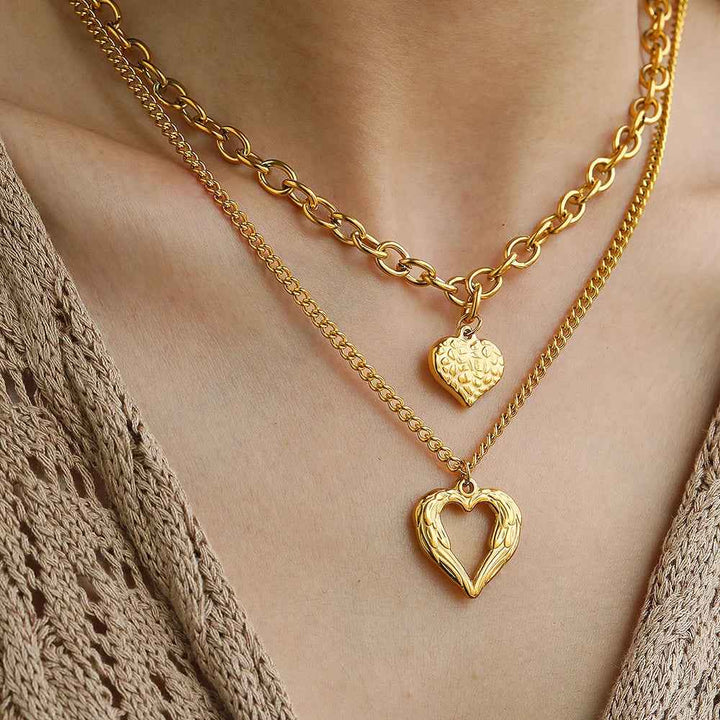Elegant Heart Necklace Set Gold