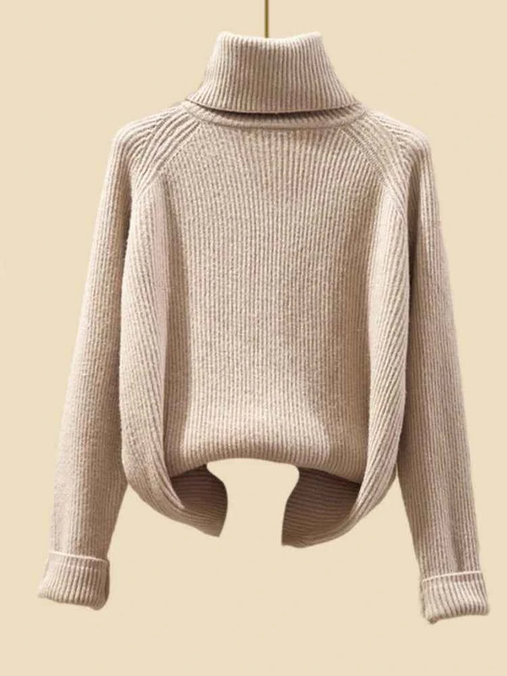 Women's Cozy Elegant Fall Outfit