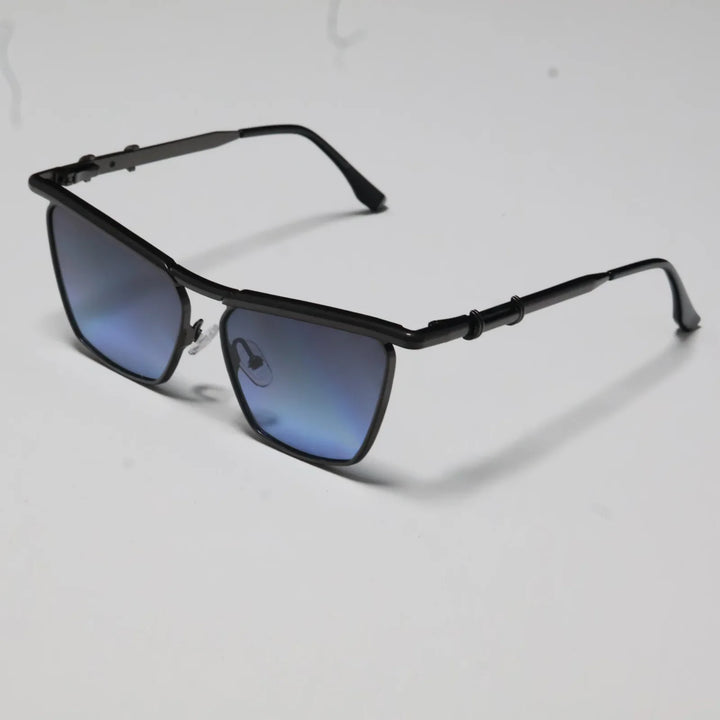 Stylish Oversized Sunglasses for Ultimate UV Protection