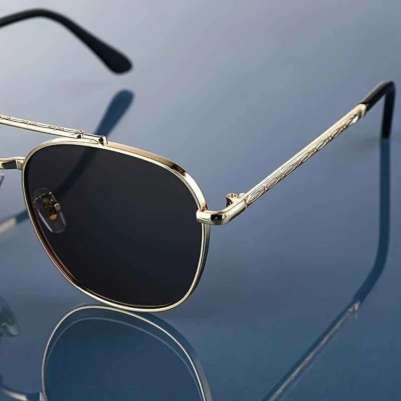 Stylish Aviator Sunglasses for Ultimate UV Protection