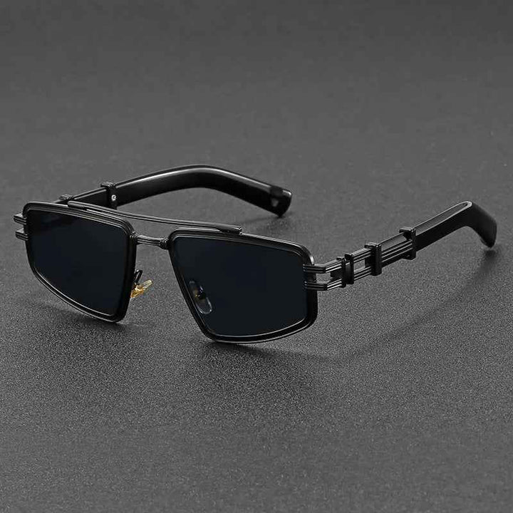 Retro Sunglasses for a Timeless Look Midnight black