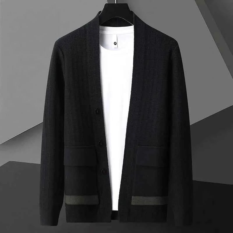 Men's Relaxed Fit Cardigan with Button Front and Flap Pockets Black