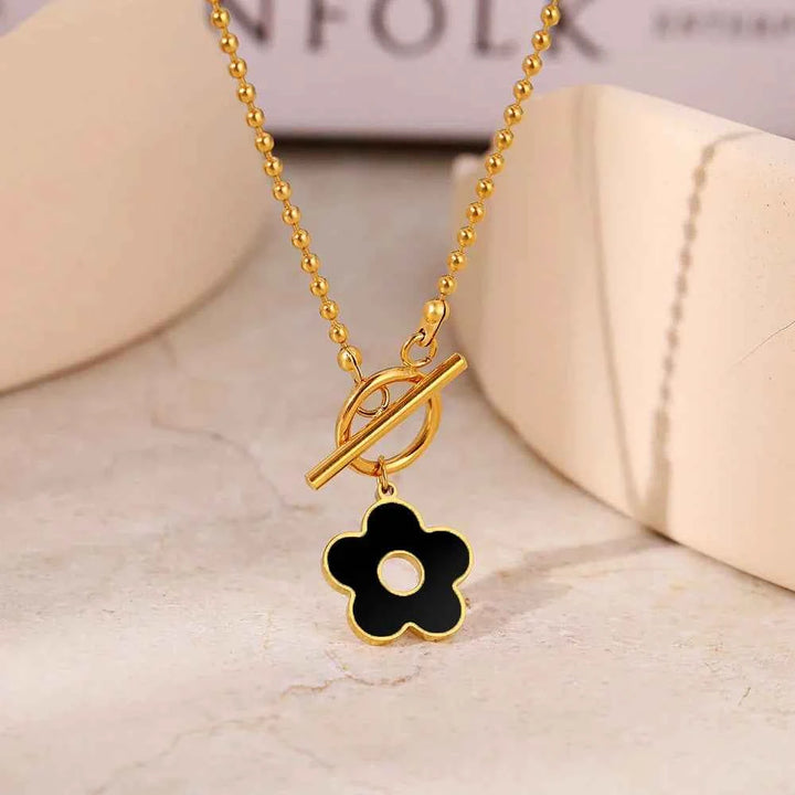 Floral-Inspired Lock Pendant Necklace Gold