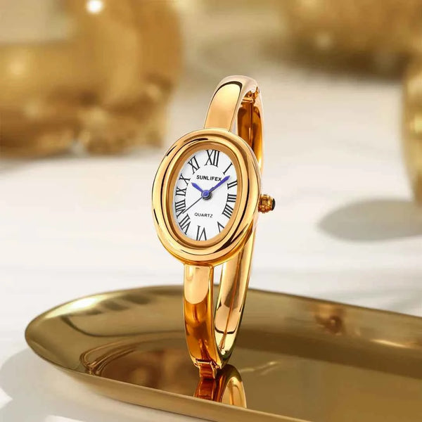 Classic Elegance Bracelet Watch Gold