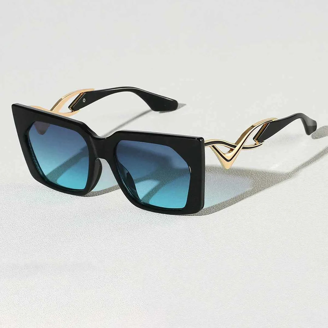 Stylish Cat Eye Sunglasses for a Chic Look Blue