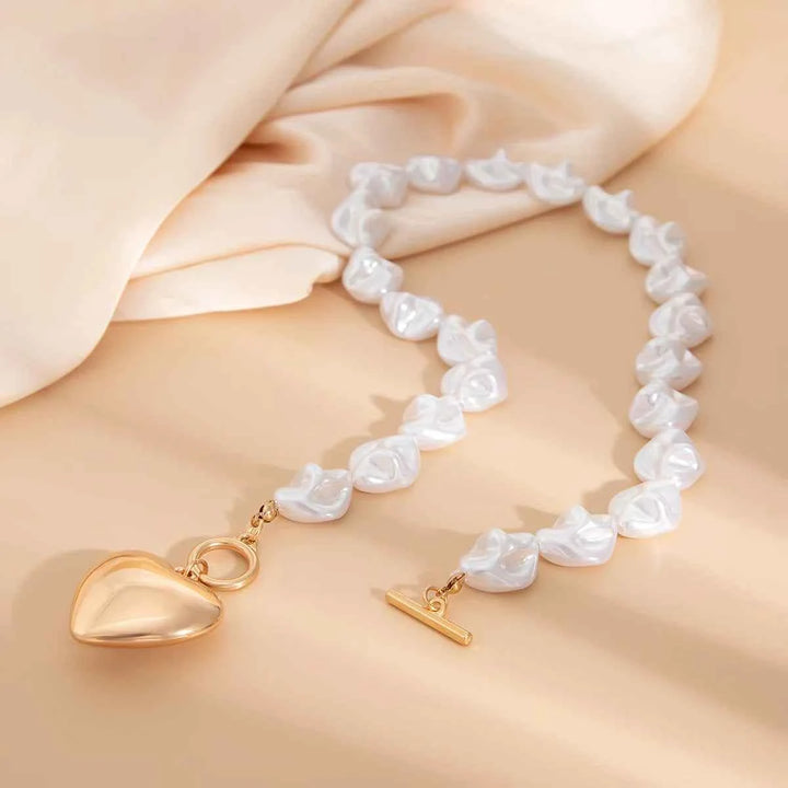 Elegant Pearl Heart Jewelry Set