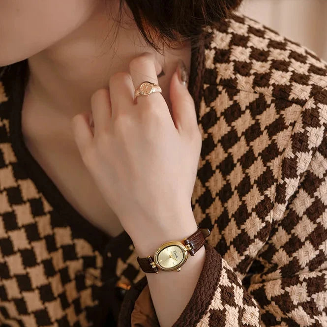 Sienna | Women's Elegant Gold Watch with Timeless Design