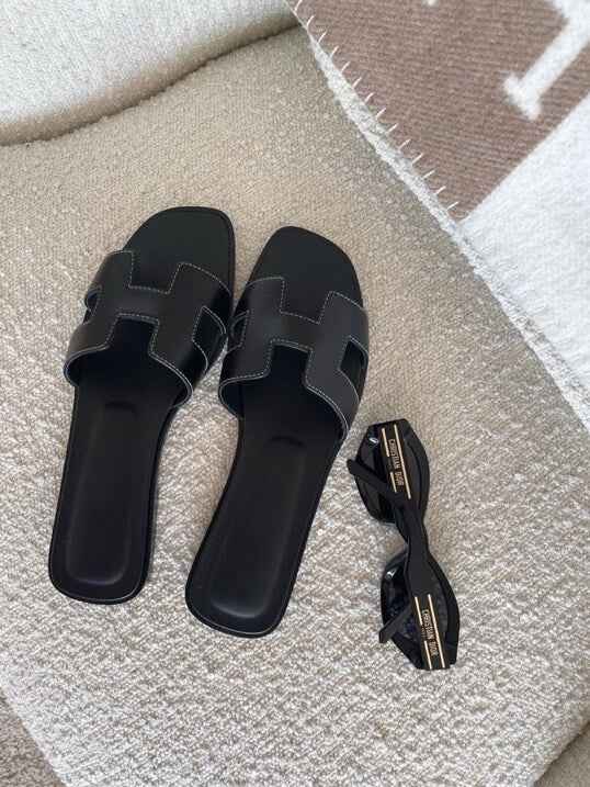 Samantha | Women’s 'H' design Sandals – Elegant Summer Comfort Style Black