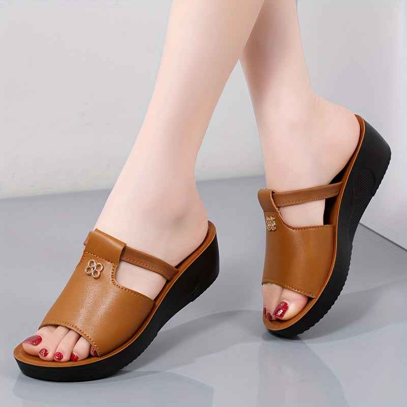 Elegant Women's Sandals with Comfort Platform Brown