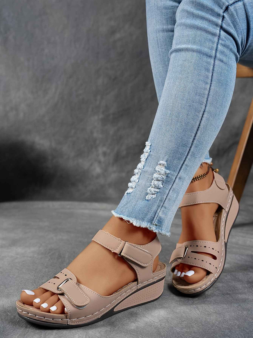 Poppy | Women's Sandals with Breathable Strap and Flexible Platform