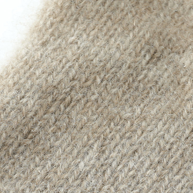 Solid Knitted Fitted Gloves