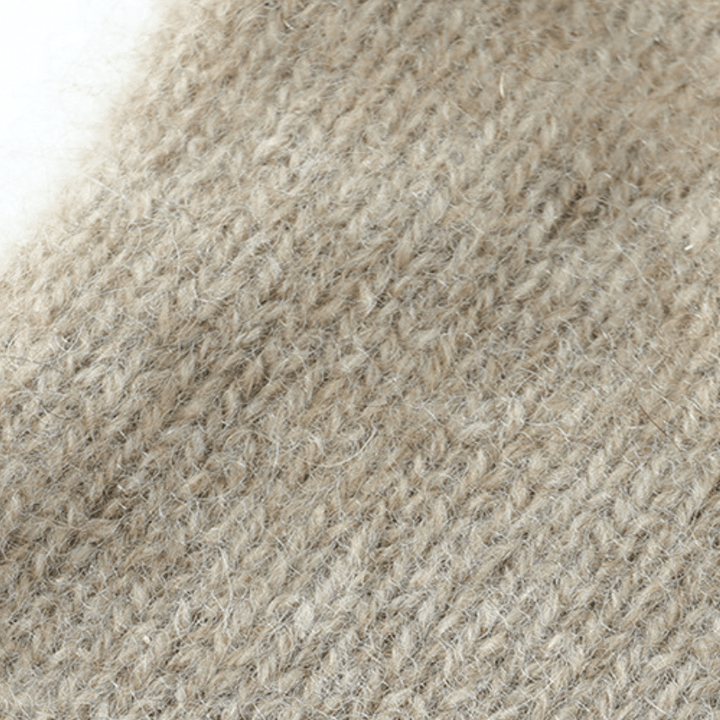 Solid Knitted Fitted Gloves