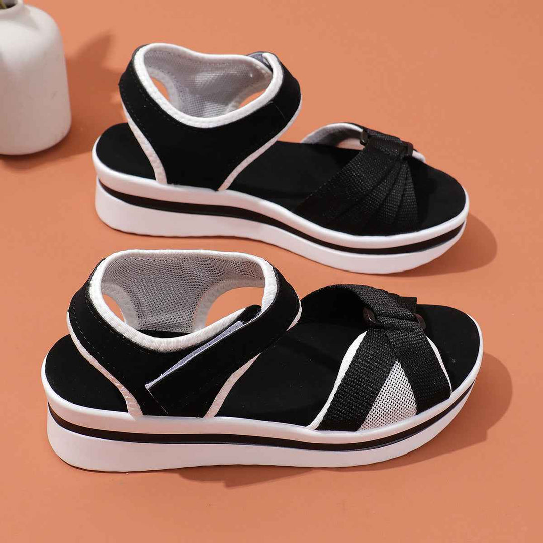 Ailbhe | Comfortable Women's Mesh Sandals with Velcro Closure