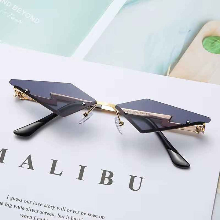 Stylish Bolt Sunglasses for Ultimate UV Protection Black
