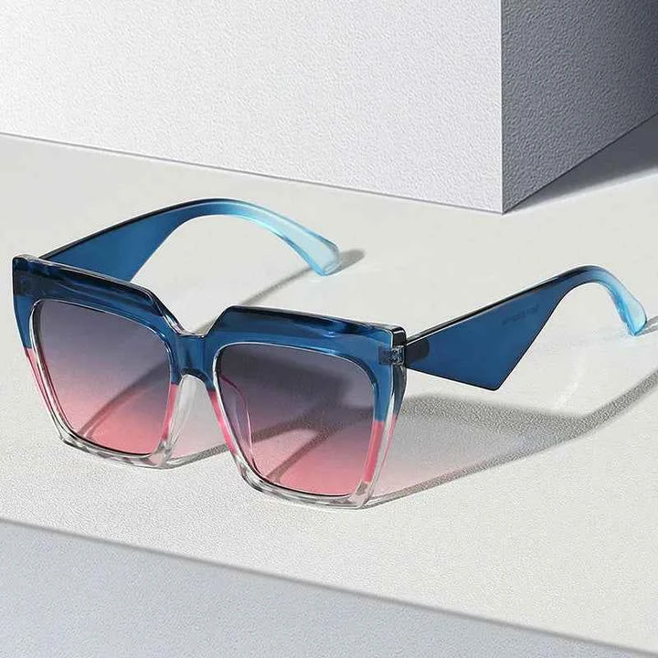 Stylish Panther-Inspired Sunglasses for Trendy Looks Blue