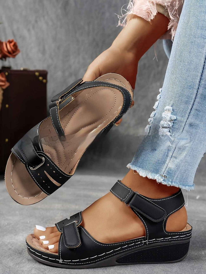 Thick Bottom Plus Size Strap Sandals Black