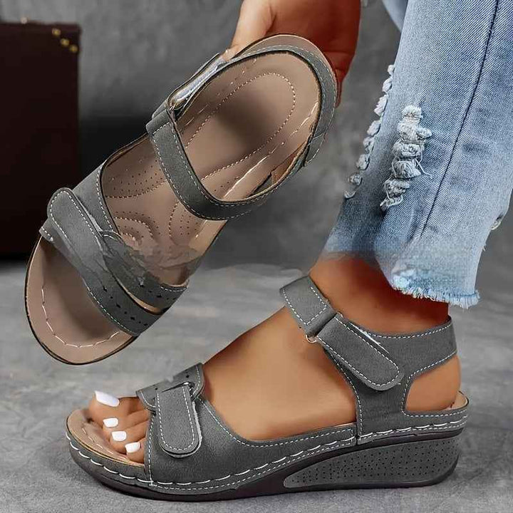 Thick Bottom Plus Size Strap Sandals Gray