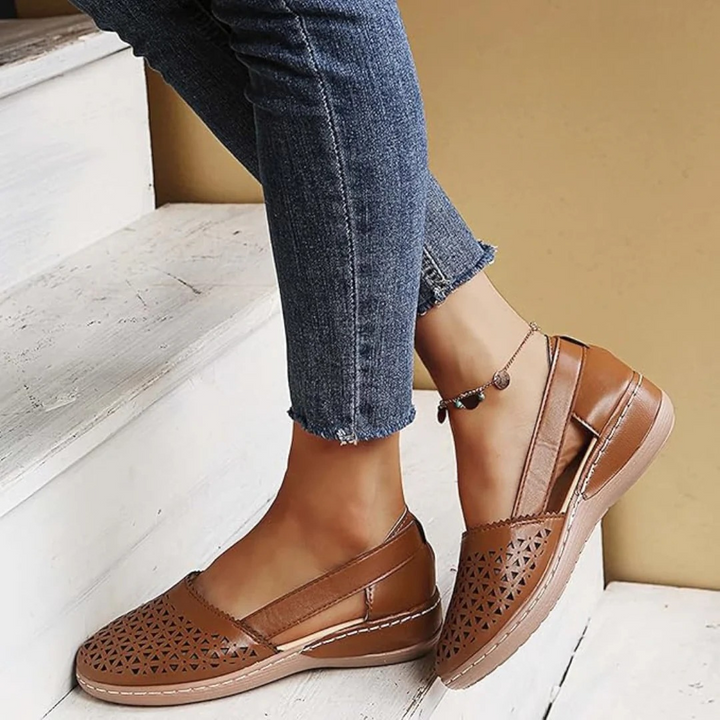 Women's Stylish Slip-On Shoes for Comfort Brown