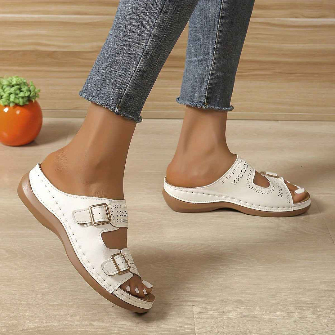 Amelia | Women's Breathable Sandals with Adjustable Strap