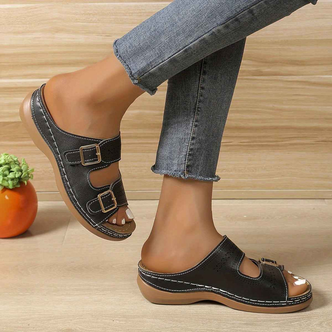 Amelia | Women's Breathable Sandals with Adjustable Strap
