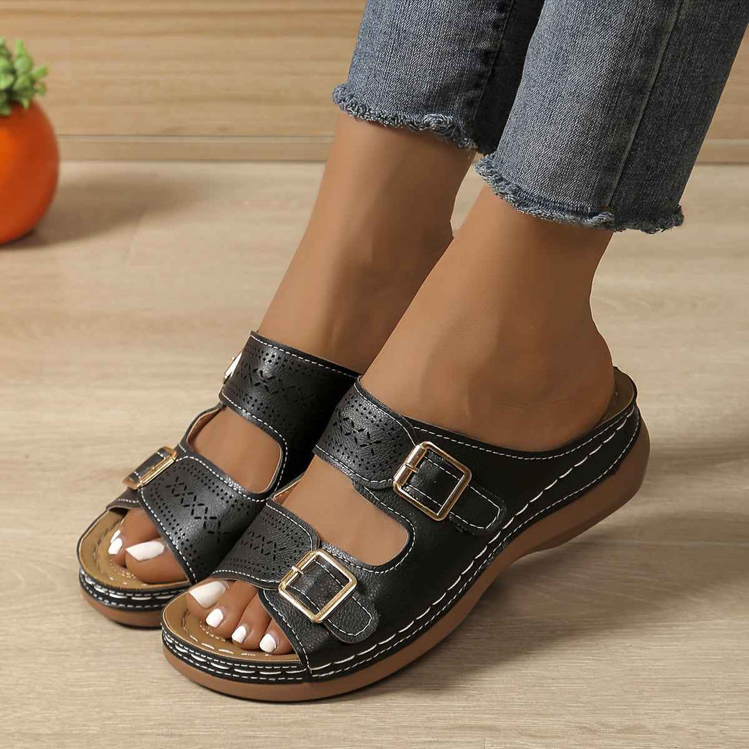 Amelia | Women's Breathable Sandals with Adjustable Strap