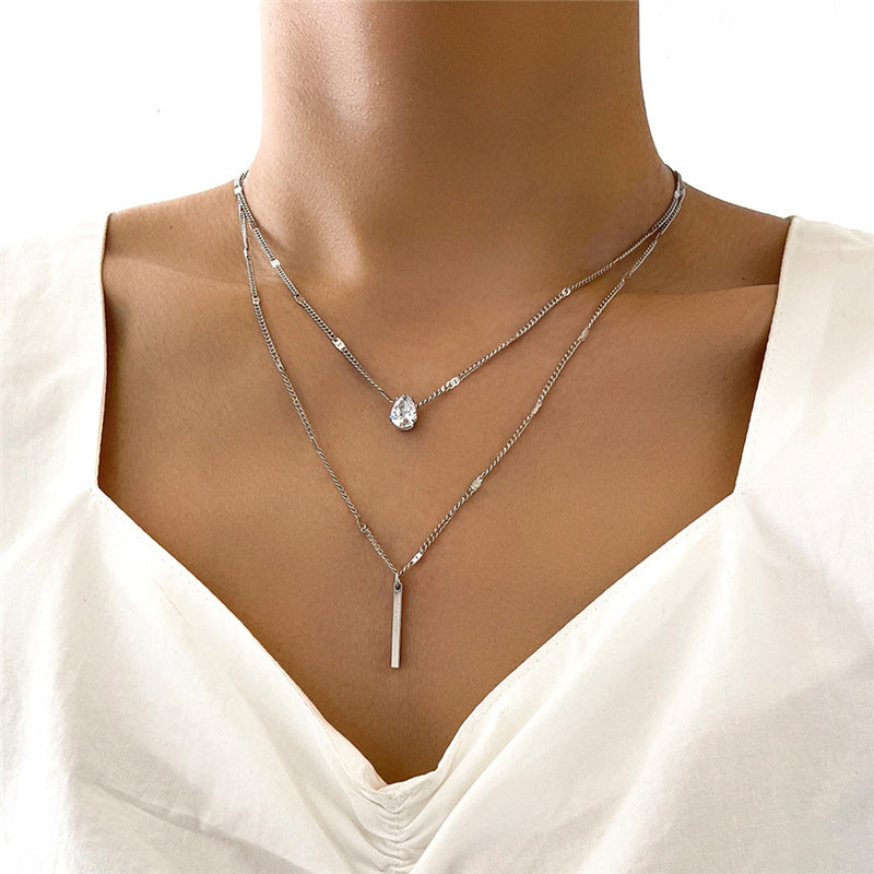 Vina | Women's Elegant Necklace Set - Classic and Timeless Design