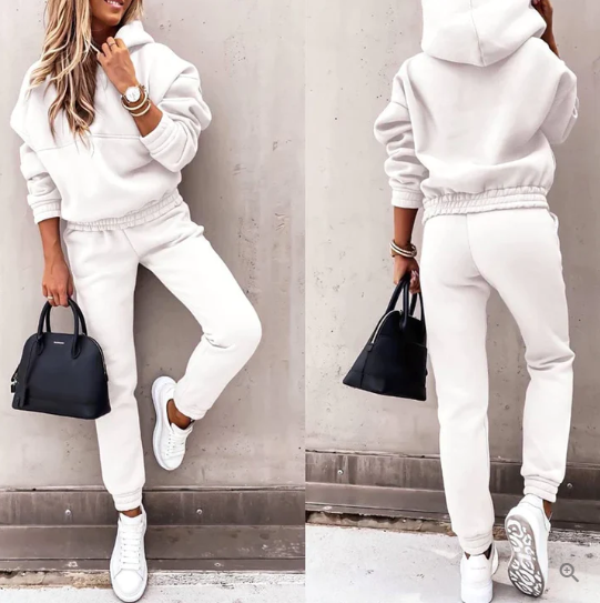 Women's Oversized Hoodie & Jogging Pants Tracksuit – Soft Cotton – Casual Fit White